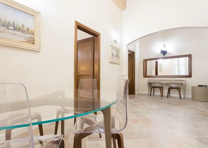 Duomo 2 Bedroom Апартаменты *